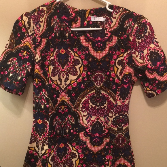 Tobi floral mini dress in XS - Picture 2 of 6